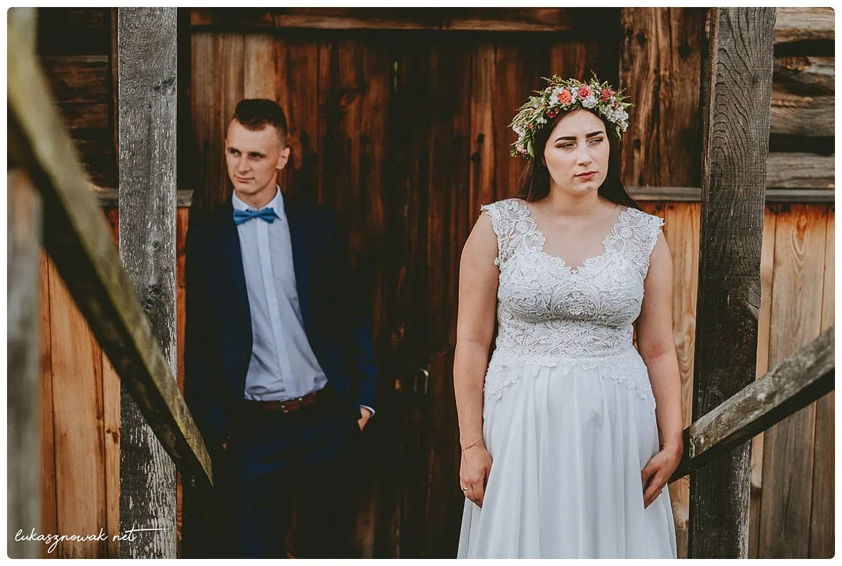 Dominika i Daniel – Plener w Muzeum Kultury Ludowej w Kolbuszowej — zdjęcie 6