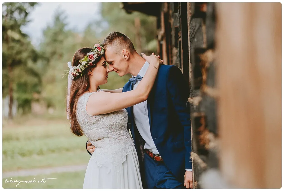 Dominika i Daniel – Plener w Muzeum Kultury Ludowej w Kolbuszowej — zdjęcie 8
