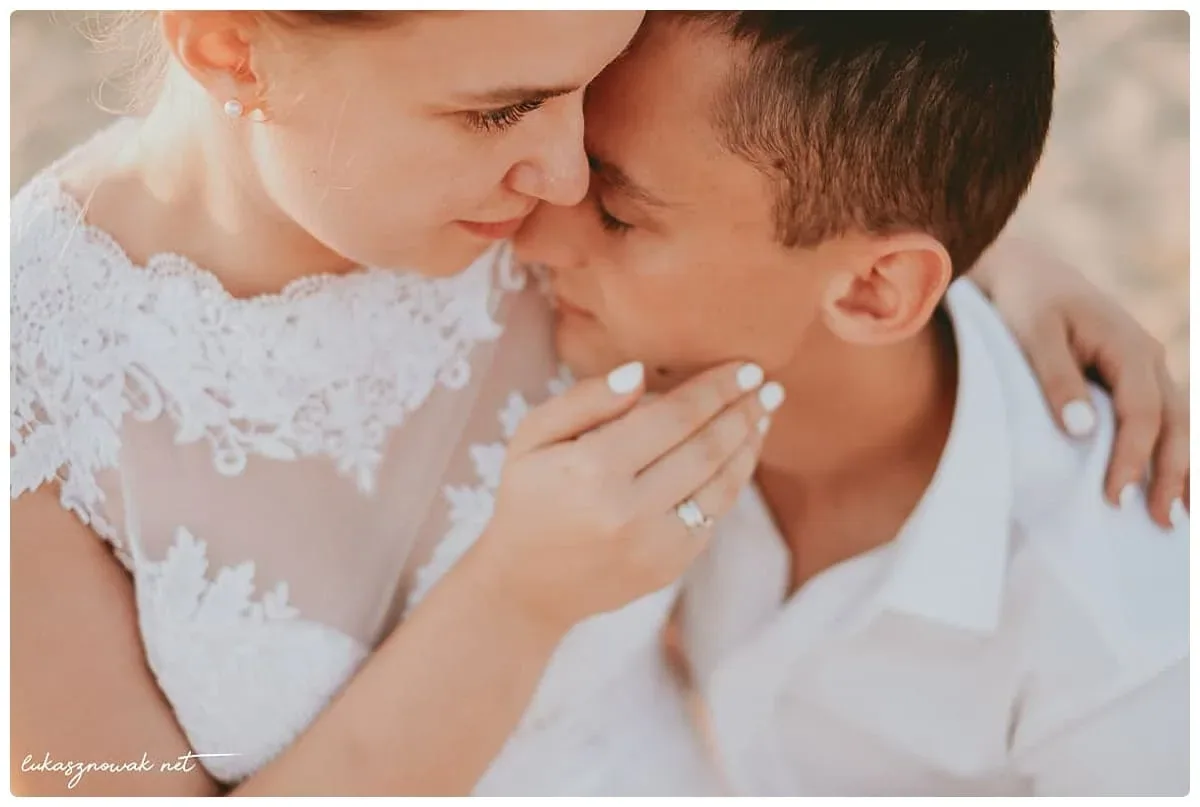 Karolina i Michał – Góra zborów i Pustynia Błędowska | Plener Ślubny Kraków — zdjęcie 32