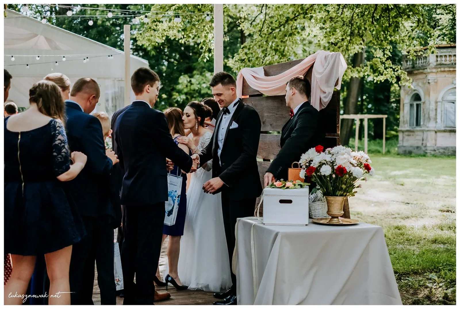 Dawid i Agnieszka – ślub pod gołym niebem…no prawie gołym :) — zdjęcie 42